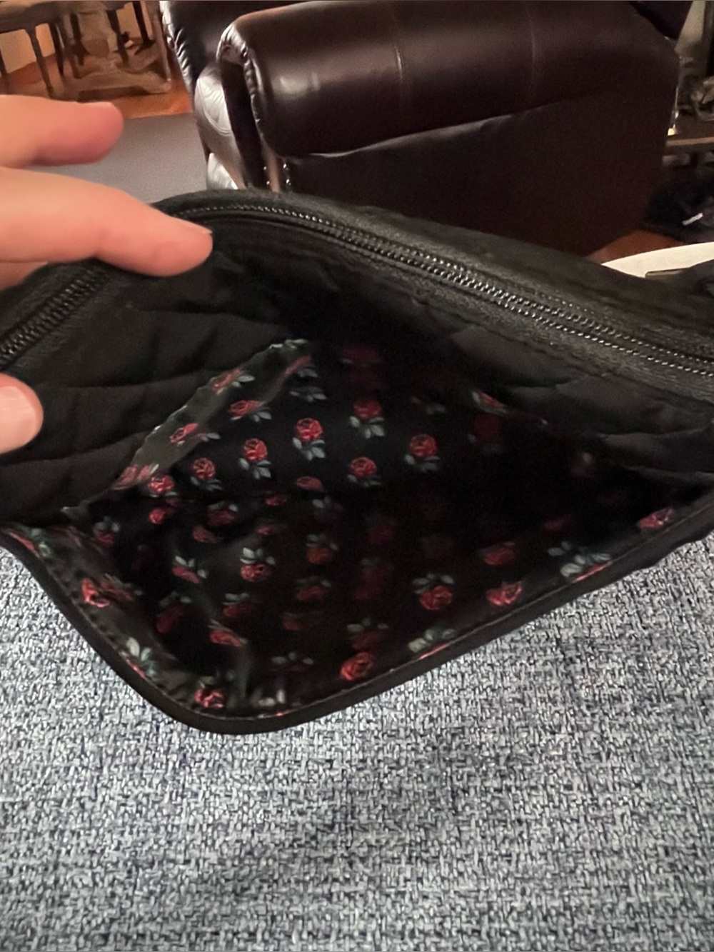 Vera Bradley Little Hipster BLACK Quilted bag Crossbody Zipper Handbag Purse - Picture 6 of 9